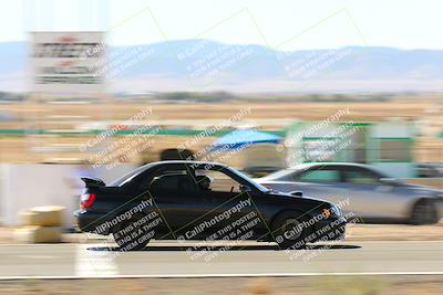 media/Oct-01-2022-Team Topak Racing (Sat) [[f860fb51be]]/2-Inter Low 2/session 2 turn 11/